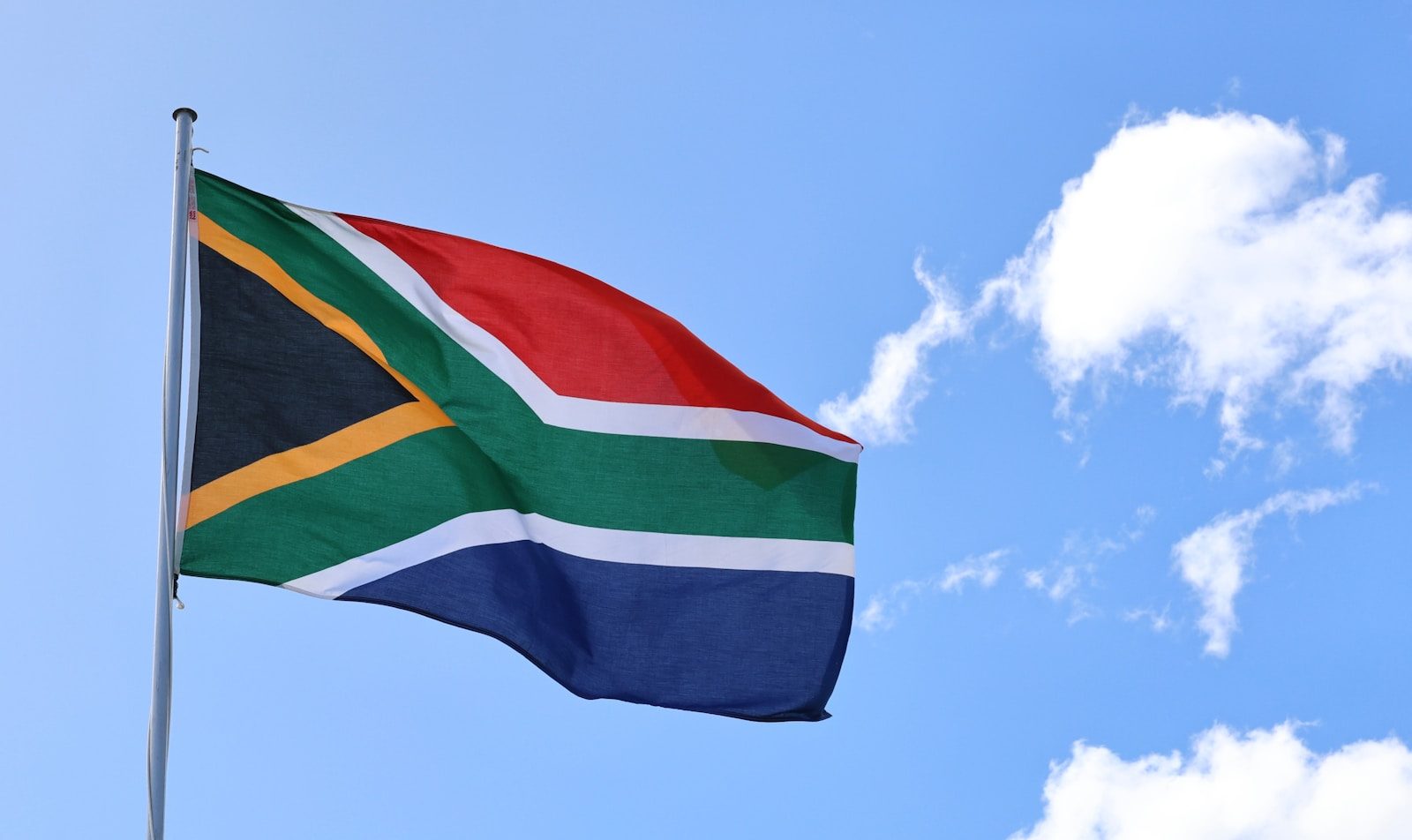 South Africa’s immigration crackdown divides Johannesburg’s inner city